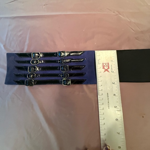 Vintage Blue Suede w/ Black Patent/Silver Buckles Stretch Back 3”Elastic Belt - Picture 6 of 8